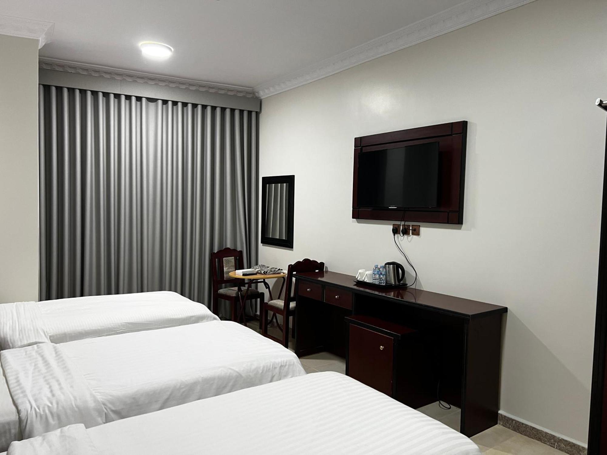 Hotel Al Rayan 2*